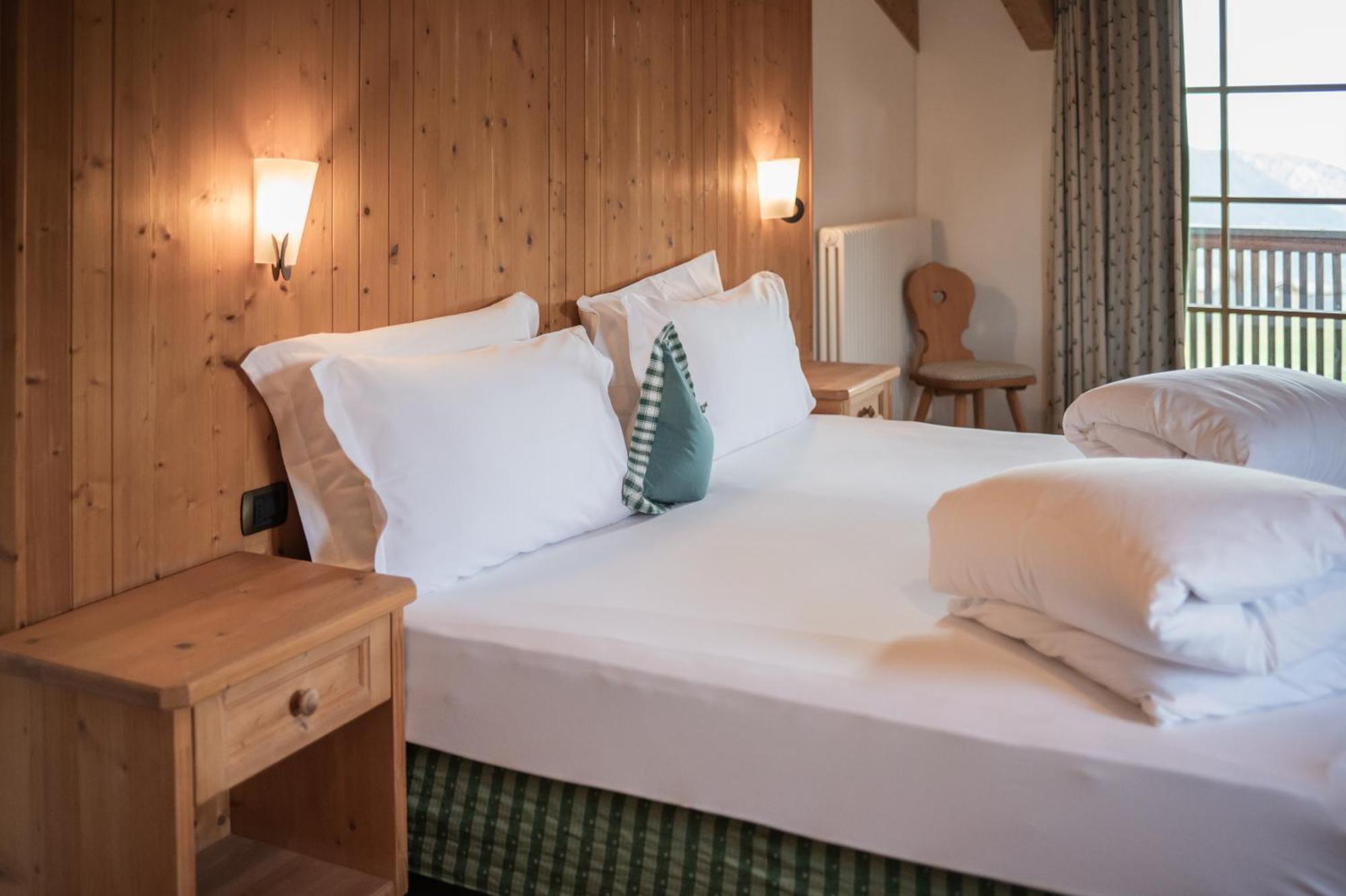 Hotel Ütia De Börz San Martino in Badia Habitación foto